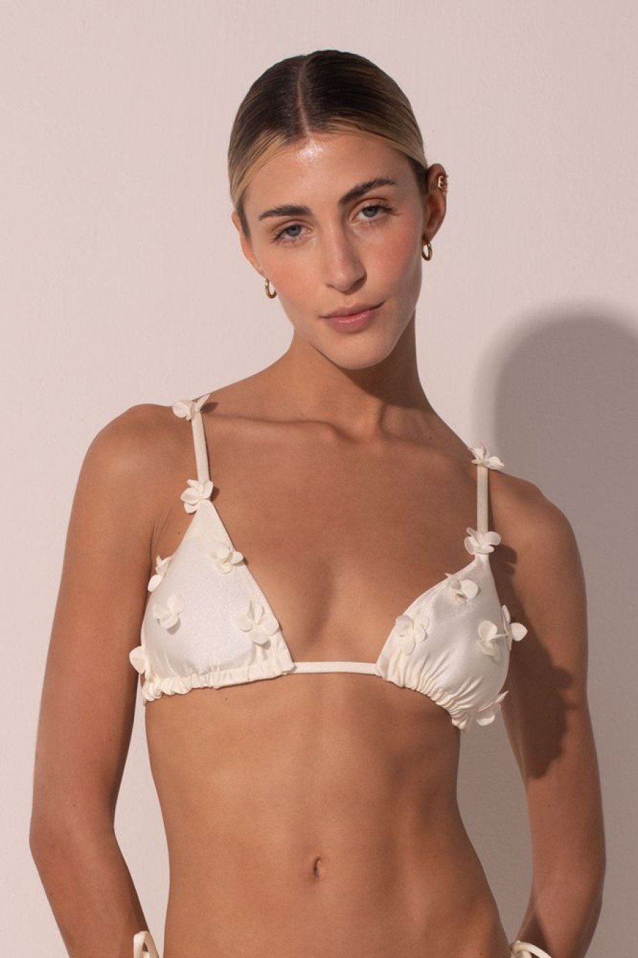 Bikinis Ancora Great For Small Boobs | La Petite Fleur Bikini Top White